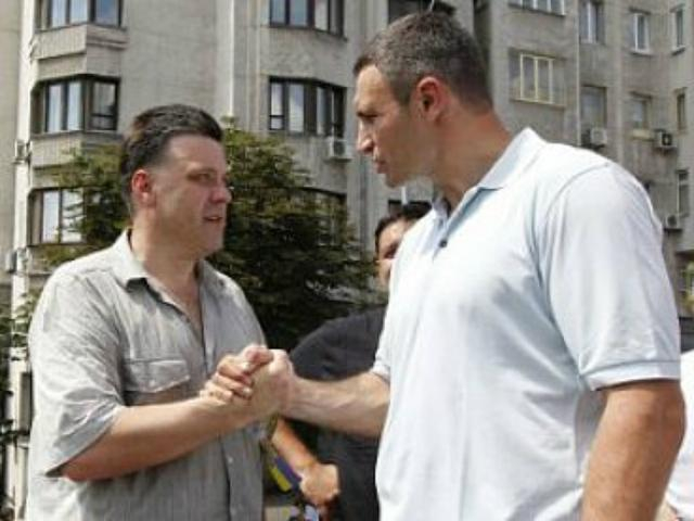 "Свободу" підтримали освічені, а за Кличка голосувала молодь, - соціологи "Свободу" підтримали освічені, а за Кличка голосувала молодь, - соціологи