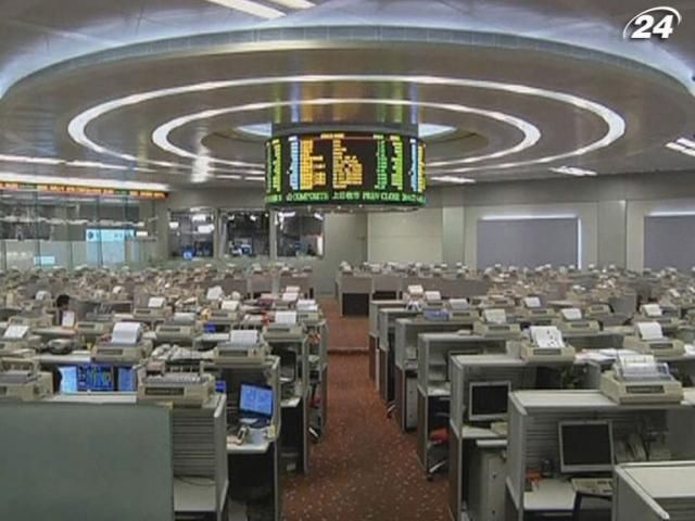 Прибутки Hong Kong Exchanges скоротилися на 19%