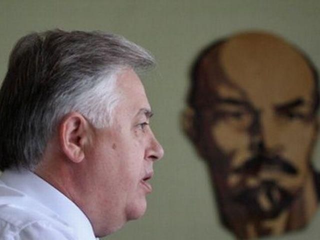 У новій Раді КПУ не вступатиме у коаліцію з жодною політсилою, – Симоненко У новій Раді КПУ не вступатиме у коаліцію з жодною політсилою, – Симоненко