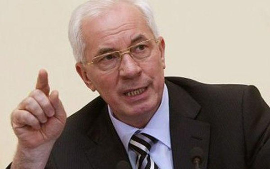 Азаров попросил ЦИК вовремя завершить подсчет голосов