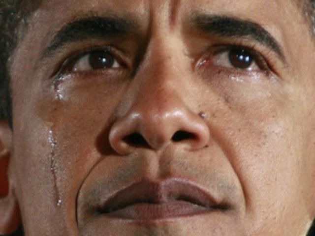 Обама заплакав, коли дякував команді за співпрацю (Відео)