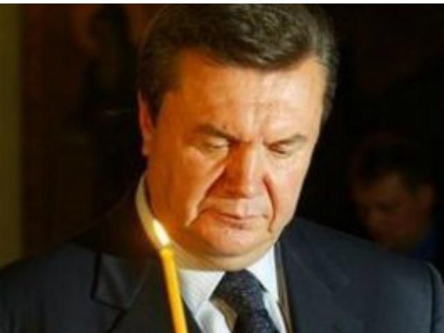 В киприотского монастыре Янукович помолился за Украину