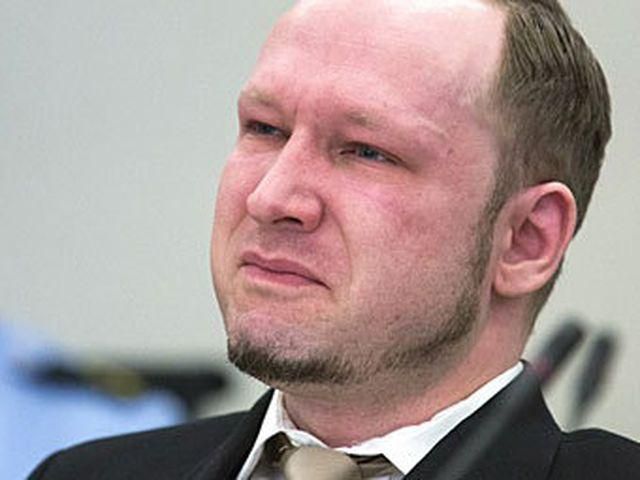 Брейвік назвав в’язницю "садистською" через холодну каву і сухе повітря Брейвік назвав в’язницю "садистською" через холодну каву і сухе повітря