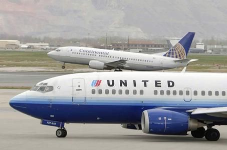 В США самолет совершил экстренную посадку из-за молитвы пассажира