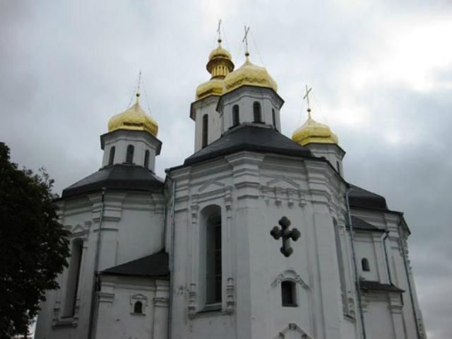 На Львівщині діти тричі обікрали храм