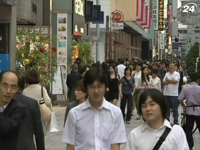 Японська економіка скочується в рецесію