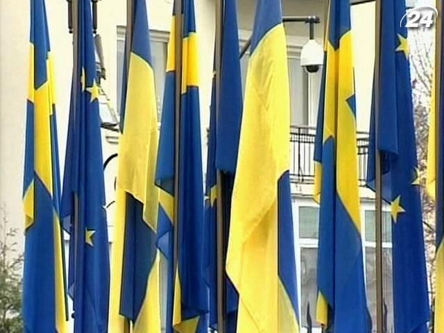 Эксперт: Европа признает парламент и параллельно будет применять санкции Эксперт: Европа признает парламент и параллельно будет применять санкции