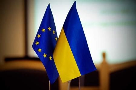 Совет министров ЕС обсудит сегодня послевыборную ситуацию в Украине Совет министров ЕС обсудит сегодня послевыборную ситуацию в Украине