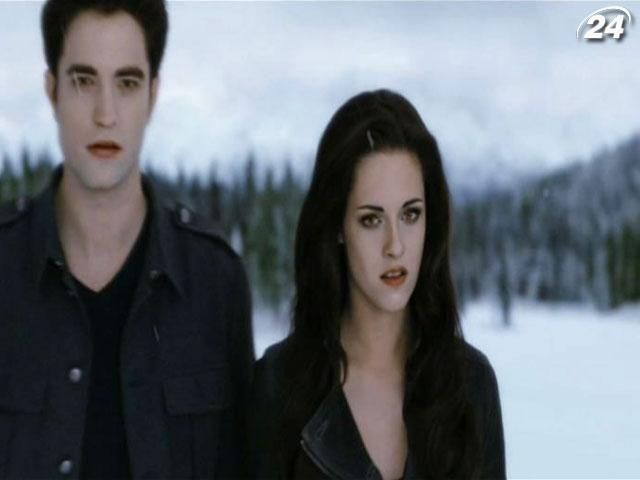 "Рассвет: Часть 2": клан вампиров охотится на ребенка Беллы и Эдварда "Рассвет: Часть 2": клан вампиров охотится на ребенка Беллы и Эдварда