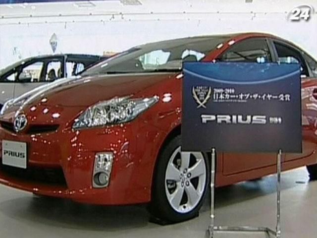 Toyota відкликає 2,8 мільйонів авто через дефект рульового управління