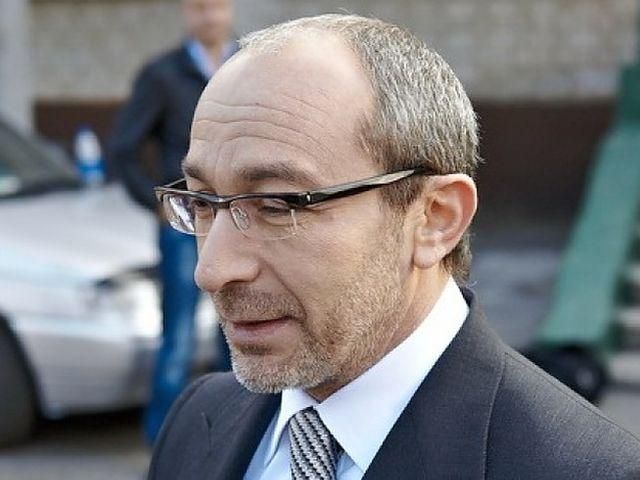 Кернес вимагає від харківчан фотоскарги Кернес вимагає від харківчан фотоскарги