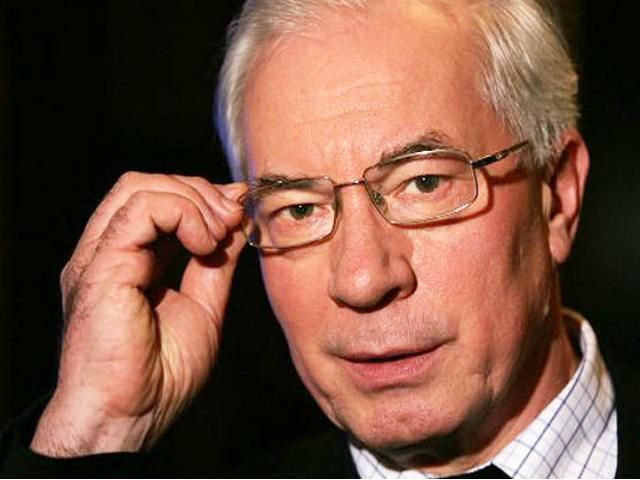 Політолог: Азаров буде прем'єром, якщо погодиться стати політичним камікадзе Політолог: Азаров буде прем'єром, якщо погодиться стати політичним камікадзе