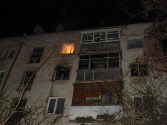 В Чернигове женщина спровоцировала пожар, потому что забыла обед на плите (Фото) В Чернигове женщина спровоцировала пожар, потому что забыла обед на плите (Фото)