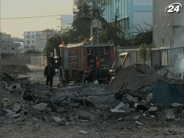 Израиль и ХАМАС продолжают обмениваться ударами Израиль и ХАМАС продолжают обмениваться ударами