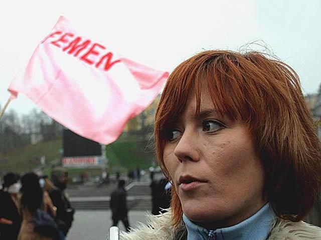 Лидер FEMEN персона нон грата в России Лидер FEMEN персона нон грата в России