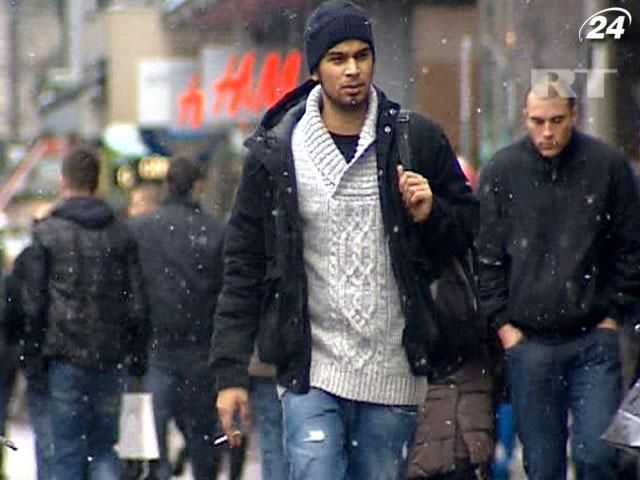 Швейцария вводит жесткие правила пребывания иностранцев на своей территории Швейцария вводит жесткие правила пребывания иностранцев на своей территории