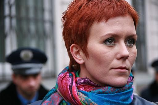 Лідер FEMEN Ганна Гуцол: Росіяни 14 годин не давали води Лідер FEMEN Ганна Гуцол: Росіяни 14 годин не давали води