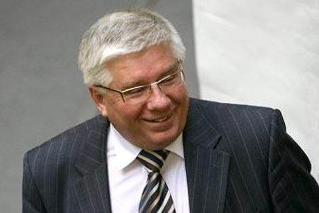 Чечетов: Пьянок-гулянок Партия регионов устраивать не будет Чечетов: Пьянок-гулянок Партия регионов устраивать не будет