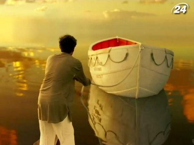 Човен зі стрічки "Життя Пі" піде з молотка благодійного аукціону Човен зі стрічки "Життя Пі" піде з молотка благодійного аукціону