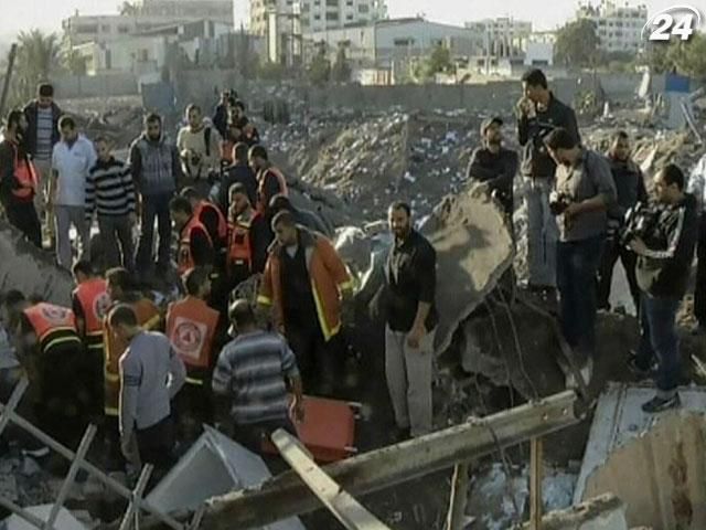 Вследствие обстрелов Израилем сектора Газа погибли более 60 человек