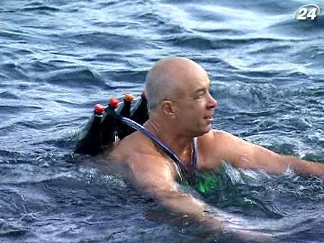 В Крыму открыли сезон зимнего купания - 19 ноября 2012 - Телеканал новин 24 В Крыму открыли сезон зимнего купания - 19 ноября 2012 - Телеканал новин 24