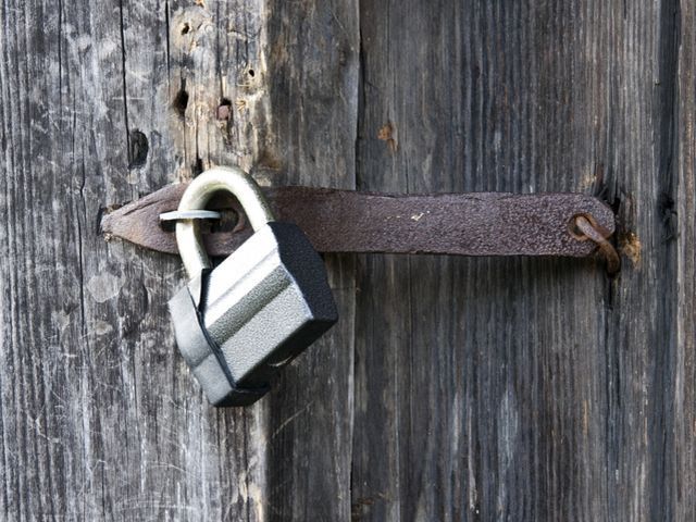 Із новим КПК в Україні з'явиться домашній арешт Із новим КПК в Україні з'явиться домашній арешт