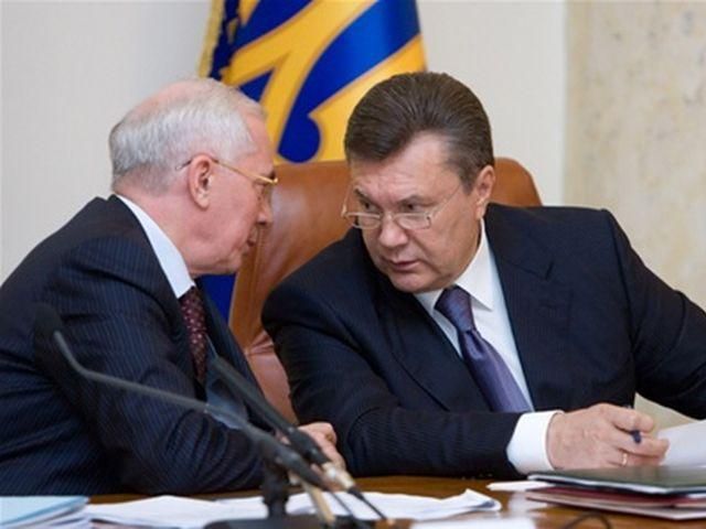 Азаров предлагает Януковичу уволить министров, которые прошли в Раду