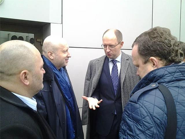 Дело Луценко слушают под музыку Дело Луценко слушают под музыку