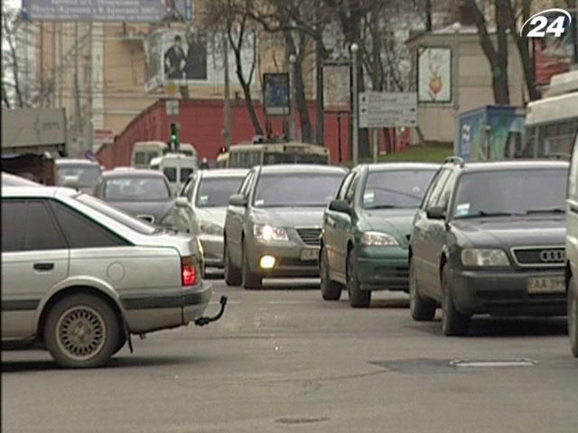 Кабмин одобрил утилизационный сбор на все авто