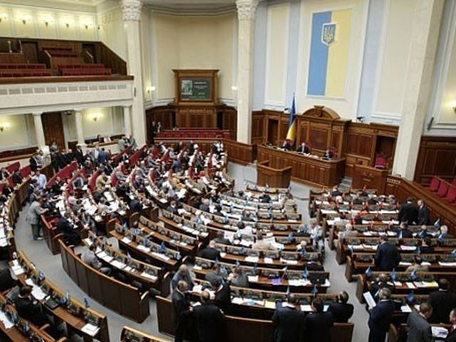 Рада не отменила закон о всеукраинском референдуме