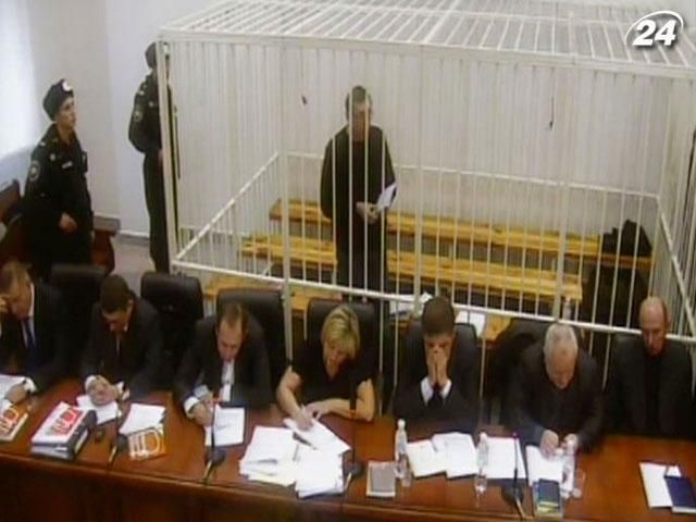 Підсумок дня: Луценко по дорозі до суду відчув себе президентом
