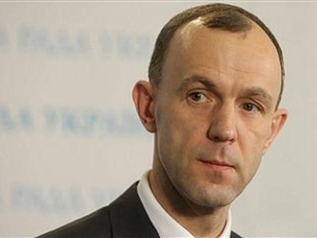 Опозиція вимагає проект постанови про персональне голосування Опозиція вимагає проект постанови про персональне голосування