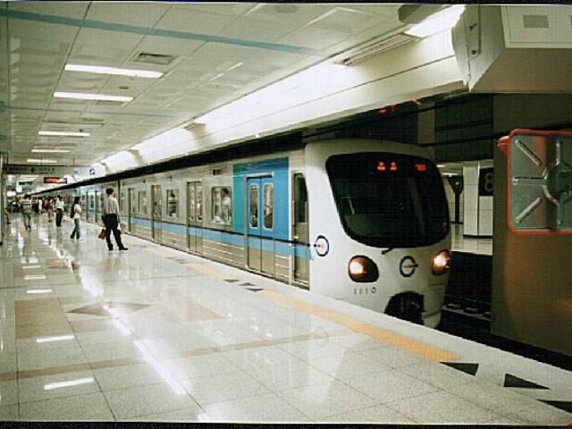 У Південній Кореї зіткнулися поїзди метро: 50 осіб постраждали 