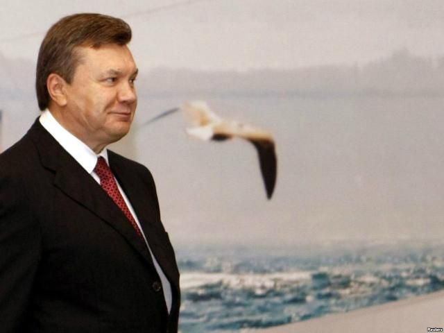 Янукович хоче відправитися в ОАЕ і Катар з офіційним візитом