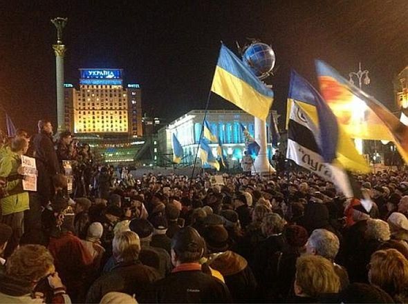 На Майдані згадують Помаранчеву революцію (Фото)