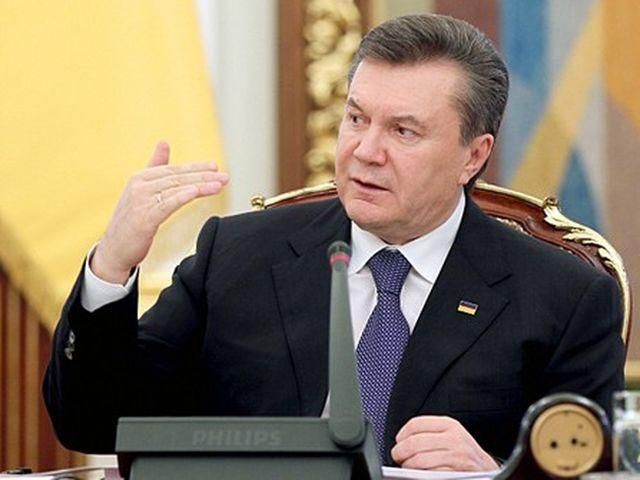 Януковичу передали закон о "всеукраинском референдуме"