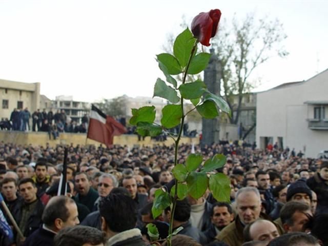 Грузинскую "революцию роз" в этом году не празднуют