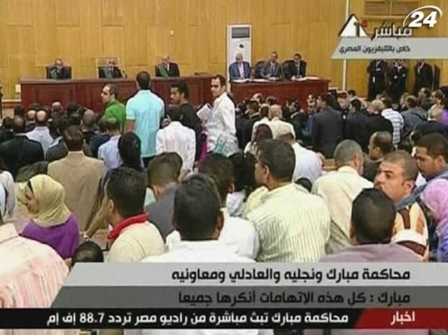 Суды Египта приостановили работу в знак несогласия с Мурси Суды Египта приостановили работу в знак несогласия с Мурси