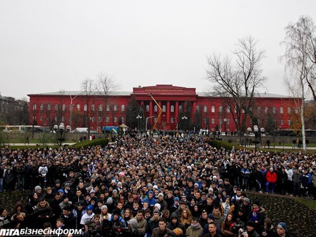 В Киеве митингом и шествием поддержали Павличенко (Фото)