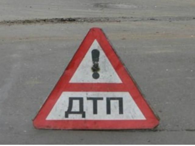 В Симферополе пьяный водитель врезался в троллейбус. Есть жертвы В Симферополе пьяный водитель врезался в троллейбус. Есть жертвы