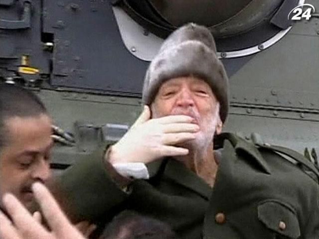 Тело палестинского лидера Ясира Арафата эксгумируют Тело палестинского лидера Ясира Арафата эксгумируют