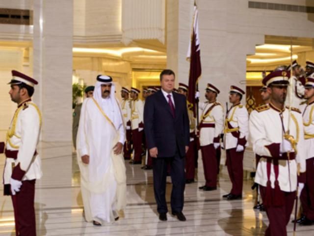 Янукович отримав ще один орден. Цього разу в Катарі Янукович отримав ще один орден. Цього разу в Катарі