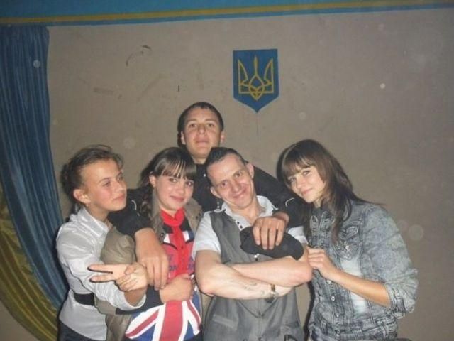 На школьной дискотеке танцевали стриптизерши (Фото) На школьной дискотеке танцевали стриптизерши (Фото)