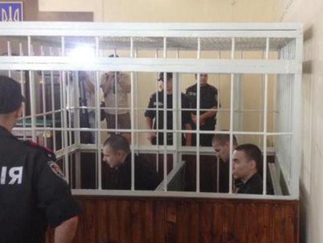 Суд повністю довів провину трьох обвинувачуваних у справі Макар