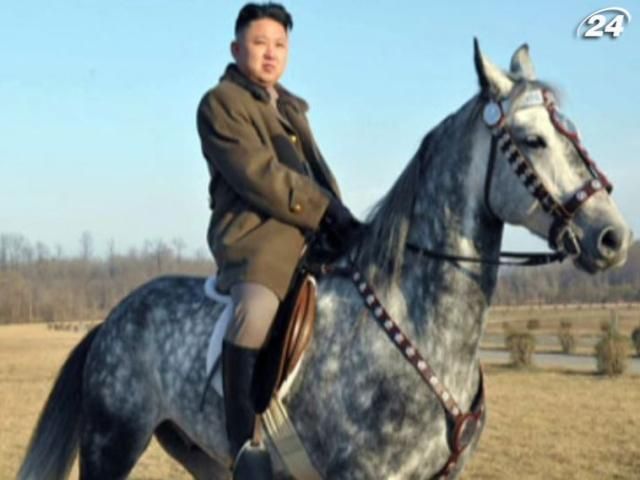 Коммунистическая газета не поняла юмора о сексуальности Ким Чен Ына