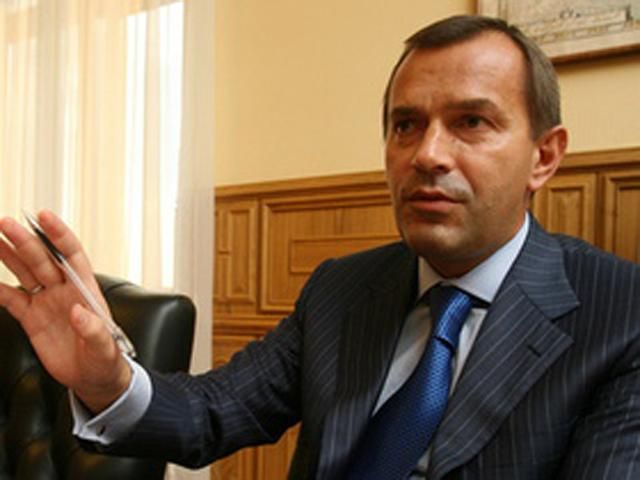 Клюев уволит виновных в скандальном тендере по закупке 10 машин для СНБО Клюев уволит виновных в скандальном тендере по закупке 10 машин для СНБО