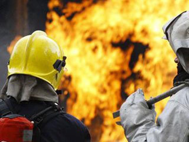 Пожар в Мариуполе: сгорели сауна и магазин