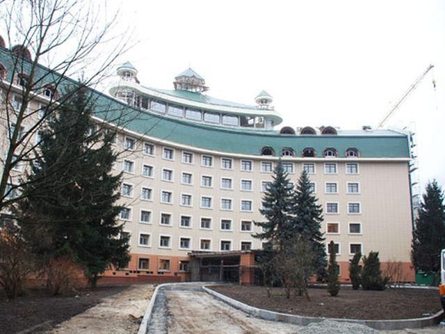 В "Феофании" депутатам будут снимать зубную боль системой анестезией за 125 тысяч В "Феофании" депутатам будут снимать зубную боль системой анестезией за 125 тысяч