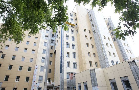 Кабмін виділив 800 мільйонів на ремонт Національного інституту раку Кабмін виділив 800 мільйонів на ремонт Національного інституту раку