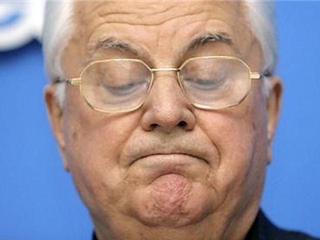 Кравчук хотів би першим отримати біометричний паспорт Кравчук хотів би першим отримати біометричний паспорт